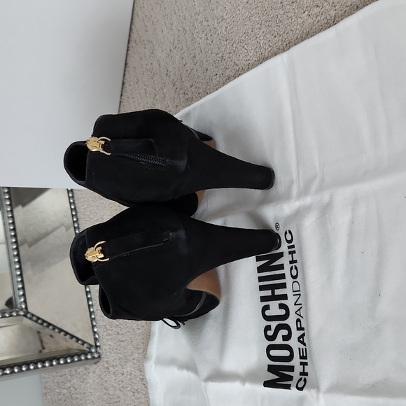 Moschino Black Suede Booties - Picture 4 of 7